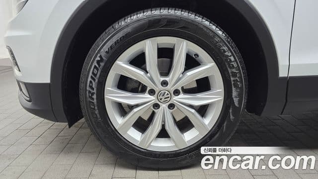 Volkswagen Tiguan 2세대 Premium, 2018 все фото