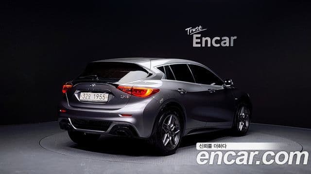 Infiniti Q30 Premium, 2018 2