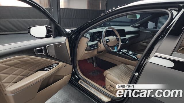 Kia K8 гибрид Signature, 2023 10