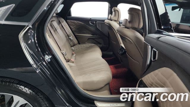 Kia K8 гибрид Signature, 2023 12