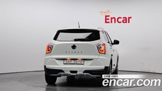 KG모빌리티(SsangYong) Tivoli Samba Edition 2WD, 2016 4