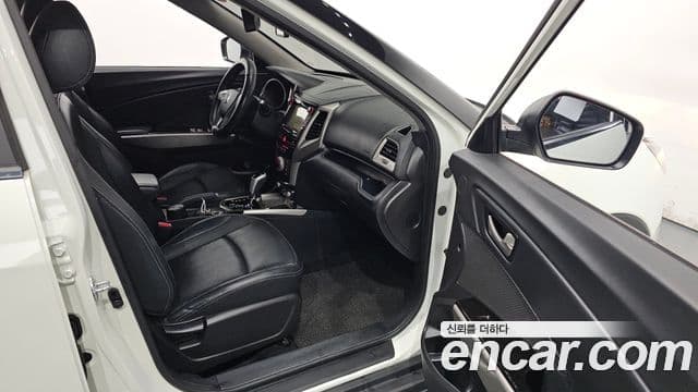 KG모빌리티(SsangYong) Tivoli Samba Edition 2WD, 2016 10