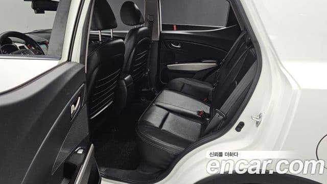 KG모빌리티(SsangYong) Tivoli Samba Edition 2WD, 2016 12