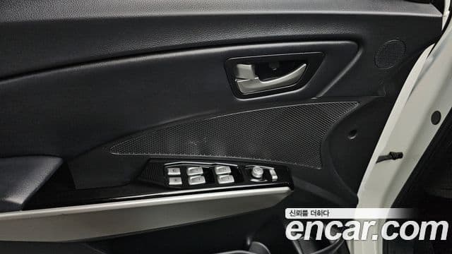 KG모빌리티(SsangYong) Tivoli Samba Edition 2WD, 2016 17