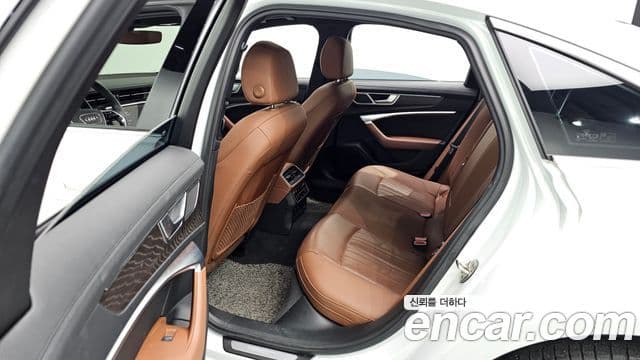 Audi A6 (C8) Premium, 2022 12