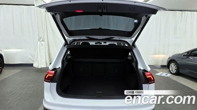 Volkswagen Tiguan 2세대 Prestige, 2023 20