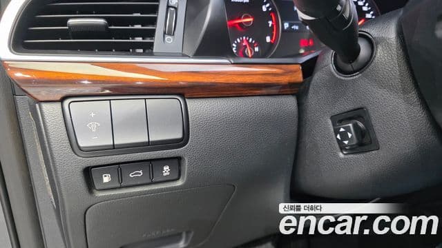 Kia All New K7 3.0 LPI Prestige(для людей с инвалидностью), 2016 13