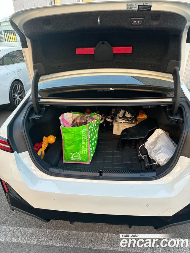 BMW 5시리즈 (G60) 530i xDrive M Sport, 2024 8