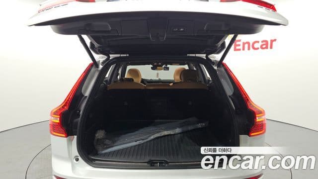 Volvo XC60 2세대 B5 Ultimate Bright, 2024 20