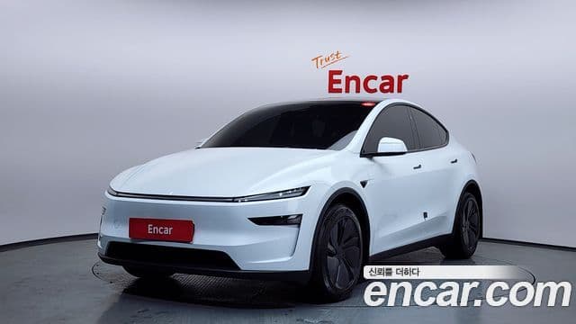 Tesla модель Y, 2025 1