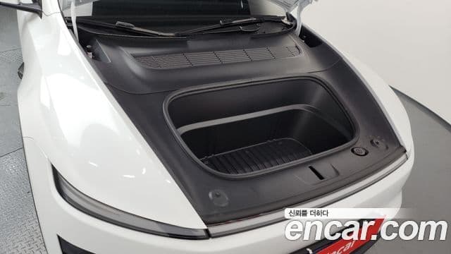 Tesla модель Y, 2025 6