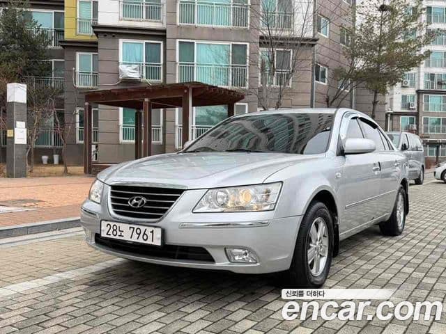 Hyundai NF Sonata 트랜스폼 Luxury