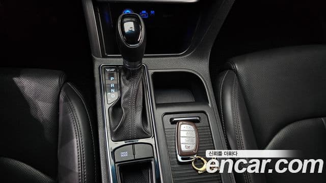 Hyundai LF Sonata 2.0 Smart, 2015 9