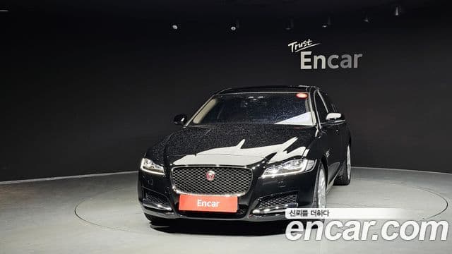Jaguar XF (X260) 20d Portfolio AWD, 2018 3