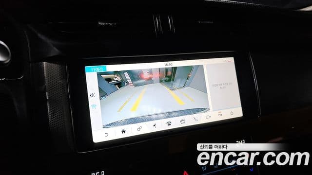 Jaguar XF (X260) 20d Portfolio AWD, 2018 16