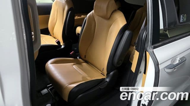 Kia Carnival 4세대 Prestige, 2021 11