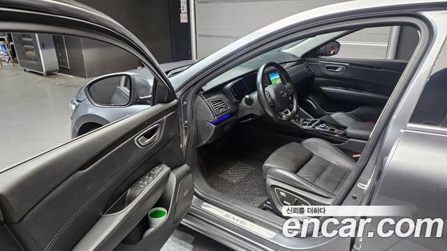 Renault Korea(Samsung) SM6 2.0 LPe RE (для людей с инвалидностью), 2019 10