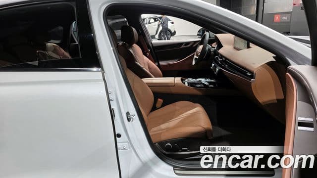 Genesis G80 (RG3) бензин 2.5 турбо AWD, 2022 10