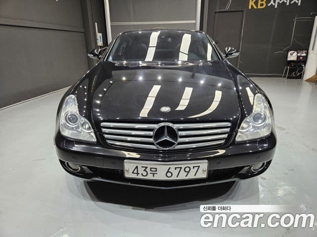 Mercedes-Benz CLS-класс W219 CLS350, 2006 3