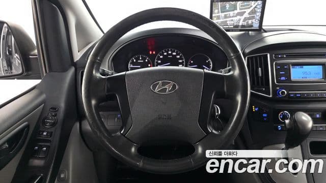 Hyundai Grand Starex Smart, 2017 13
