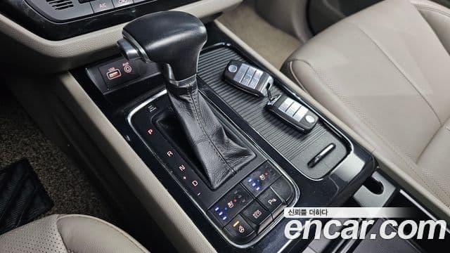 Kia All New Carnival Noblesse, 2017 9