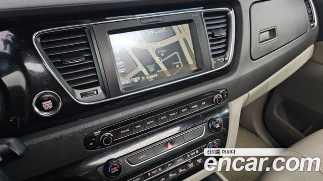 Kia All New Carnival Noblesse, 2017 14