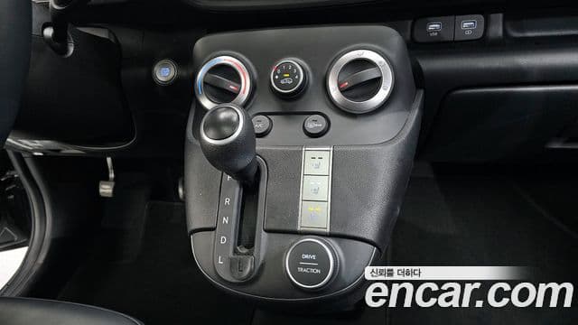 Hyundai Casper турбо D Essential Light, 2024 9