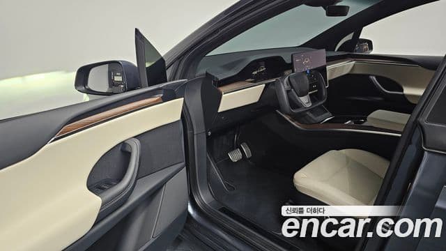 Tesla модель X, 2023 11