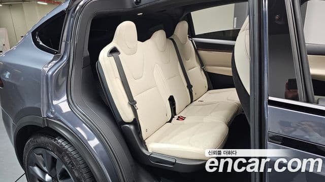 Tesla модель X, 2023 12