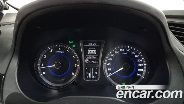 Hyundai Grandeur HG Prime, 2012 8