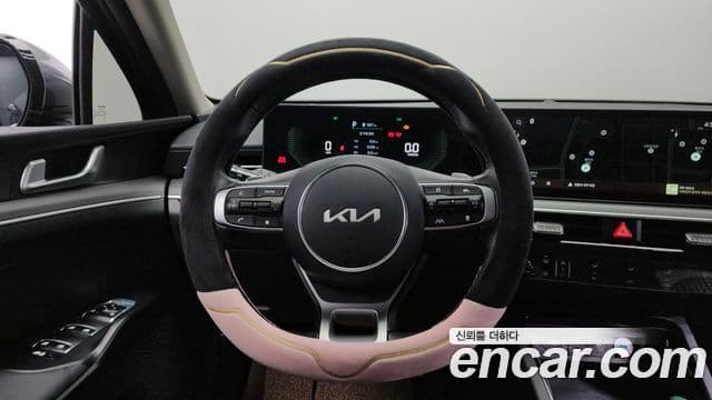 Kia The / новый New K5 3세대 Prestige, 2024 13