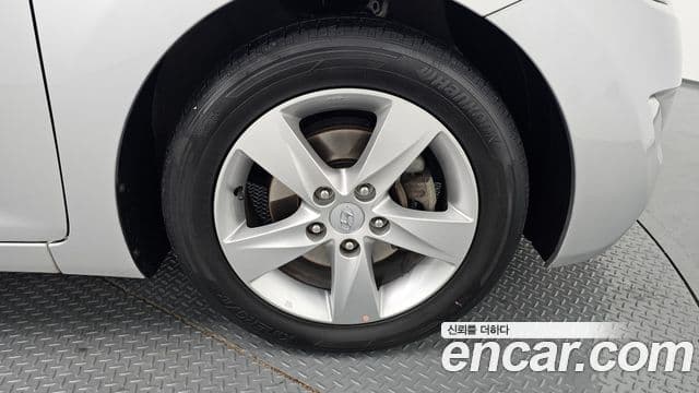 Hyundai Avante MD M16 GDI Smart, 2013 все фото