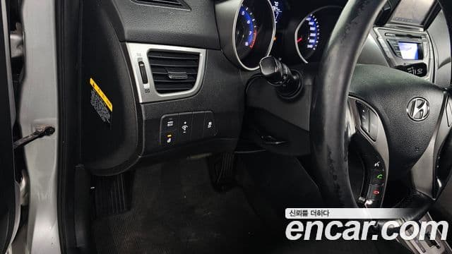 Hyundai Avante MD M16 GDI Smart, 2013 19