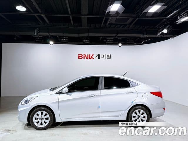Hyundai Accent(новый кузов / новое поколение) Modern, 2016 3