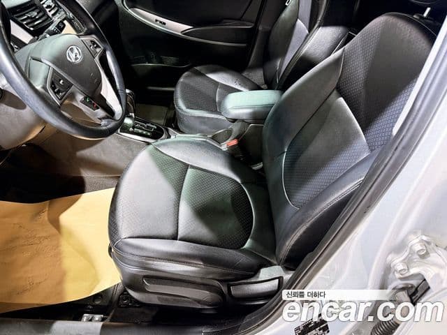 Hyundai Accent(новый кузов / новое поколение) Modern, 2016 18