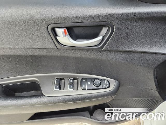 Kia K5 2세대 Prestige, 2018 17