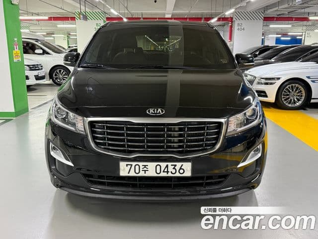 Kia The / новый New Carnival 11인승 Deluxe, 2020 2