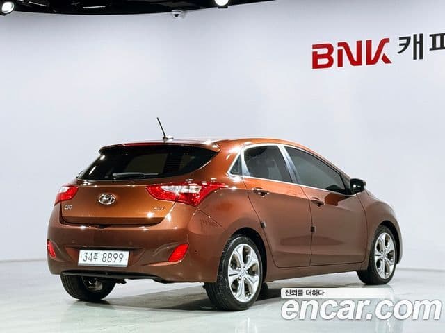 Hyundai i30(новый кузов / новое поколение) дизель 1.6 VGT Unique, 2012 2