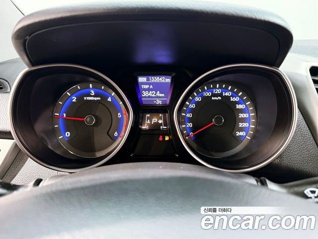 Hyundai i30(новый кузов / новое поколение) дизель 1.6 VGT Unique, 2012 все фото