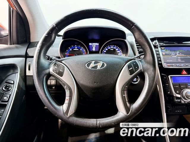 Hyundai i30(новый кузов / новое поколение) дизель 1.6 VGT Unique, 2012 6