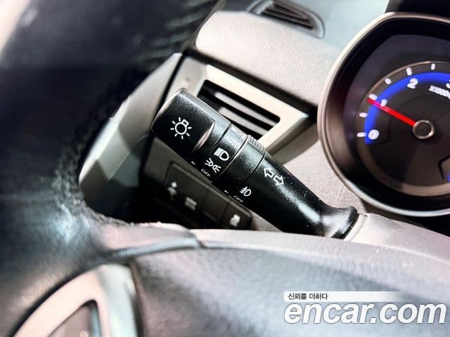 Hyundai i30(новый кузов / новое поколение) дизель 1.6 VGT Unique, 2012 8