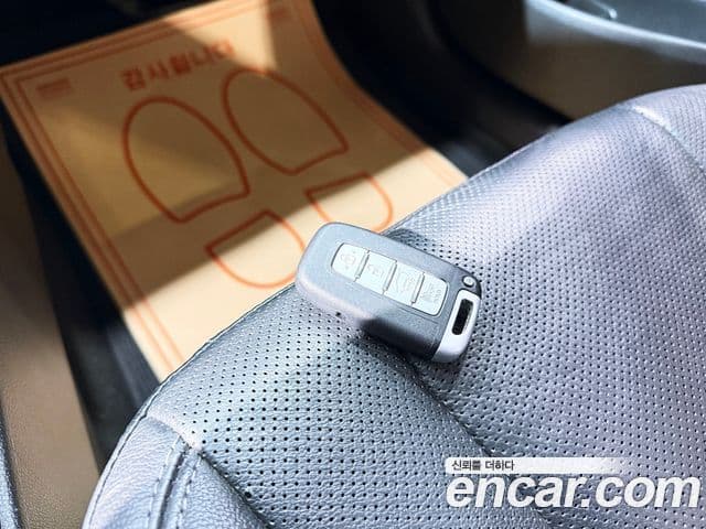 Hyundai i30(новый кузов / новое поколение) дизель 1.6 VGT Unique, 2012 16