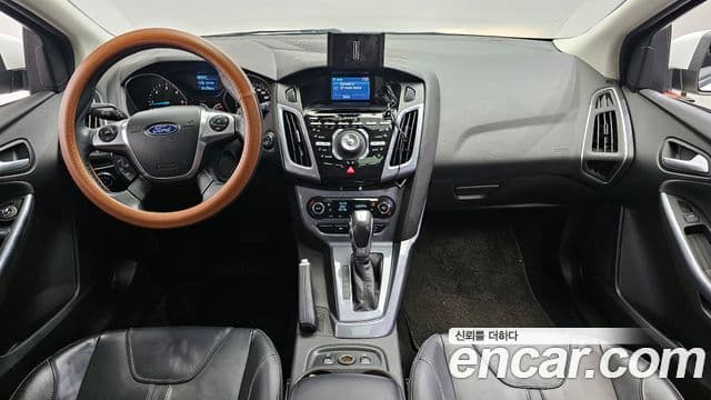 Ford 포커스 3세대, 2015 7