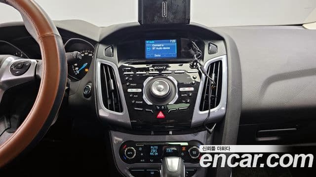 Ford 포커스 3세대, 2015 14