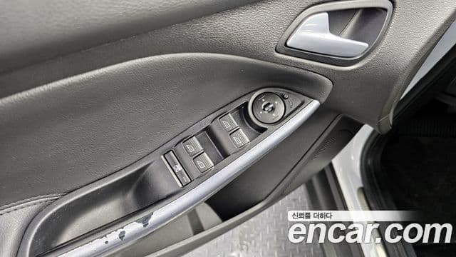 Ford 포커스 3세대, 2015 16