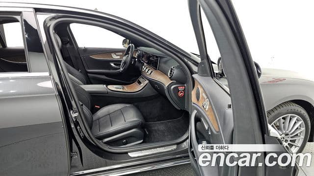 Mercedes-Benz E-класс W213 Exclusive, 2021 11
