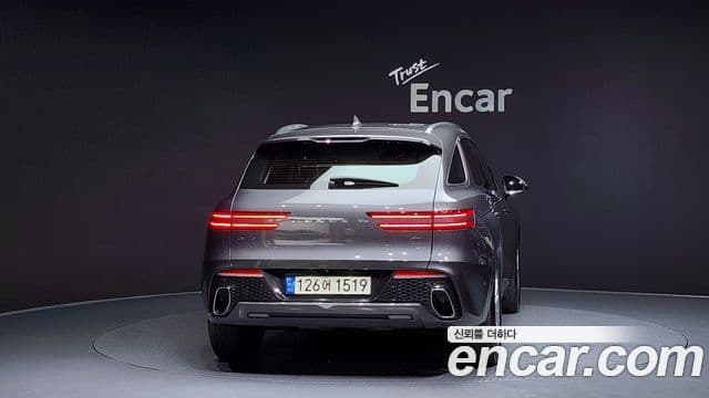 Genesis GV70, 2022 4