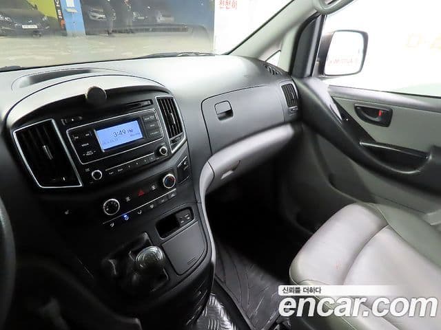 Hyundai Grand Starex Smart, 2016 18