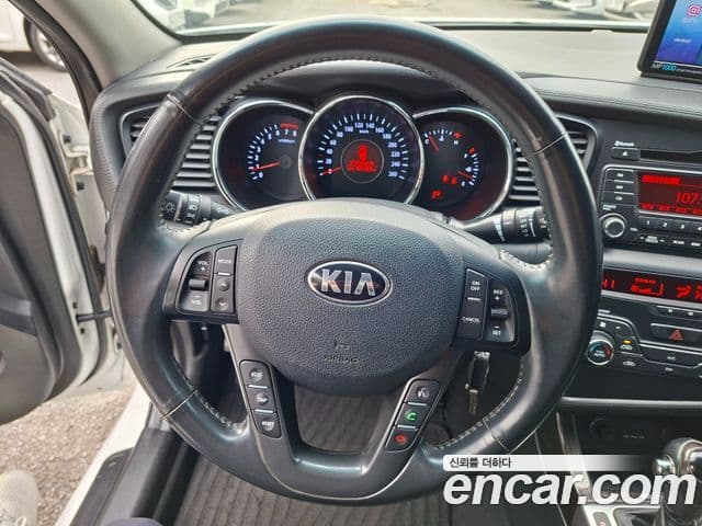 Kia K5 Luxury, 2013 12