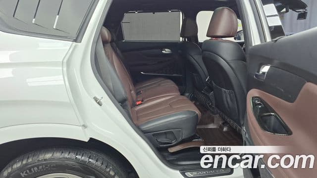 Hyundai Santa Fe TM Inspiration, 2019 12